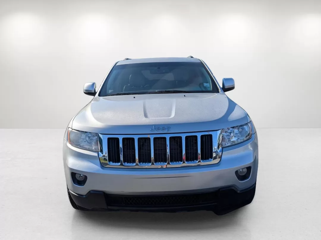 2011 /Dark Graystone/Medium Graystone Interior Jeep Grand Cherokee Laredo (1J4RS4GG3BC) with an Other engine, located at 3959 U.S. 80 W, Phenix City, AL, 36870, (334) 297-4885, 32.469296, -85.135185 - ### Explore the Open Road with the 2011 Jeep Grand Cherokee Laredo at Gils Auto!<br /> <br /> Are you ready for weekend adventures, family road trips, or simply an everyday reliable ride? Look no further! The **2011 Jeep Grand Cherokee Laredo** is the ultimate SUV that blends luxury, performance, an - Photo#1