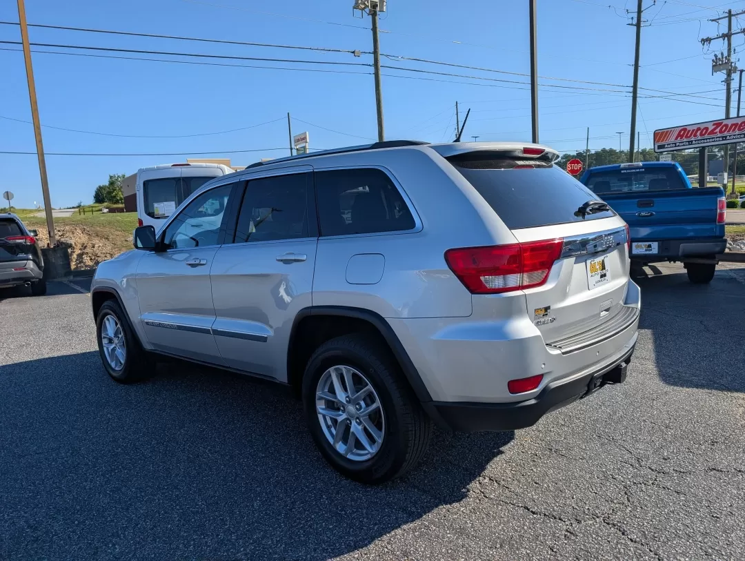 2011 /Dark Graystone/Medium Graystone Interior Jeep Grand Cherokee Laredo (1J4RS4GG3BC) with an Other engine, located at 3959 U.S. 80 W, Phenix City, AL, 36870, (334) 297-4885, 32.469296, -85.135185 - ### Explore the Open Road with the 2011 Jeep Grand Cherokee Laredo at Gils Auto!<br /> <br /> Are you ready for weekend adventures, family road trips, or simply an everyday reliable ride? Look no further! The **2011 Jeep Grand Cherokee Laredo** is the ultimate SUV that blends luxury, performance, an - Photo#6