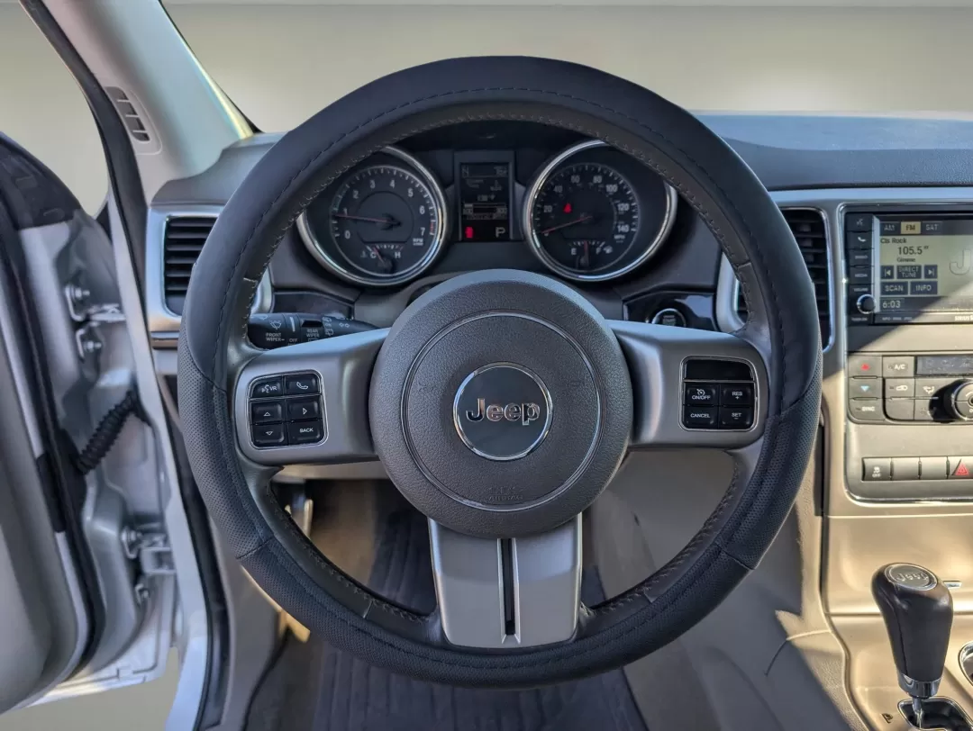 2011 /Dark Graystone/Medium Graystone Interior Jeep Grand Cherokee Laredo (1J4RS4GG3BC) with an Other engine, located at 3959 U.S. 80 W, Phenix City, AL, 36870, (334) 297-4885, 32.469296, -85.135185 - ### Explore the Open Road with the 2011 Jeep Grand Cherokee Laredo at Gils Auto!<br /> <br /> Are you ready for weekend adventures, family road trips, or simply an everyday reliable ride? Look no further! The **2011 Jeep Grand Cherokee Laredo** is the ultimate SUV that blends luxury, performance, an - Photo#15