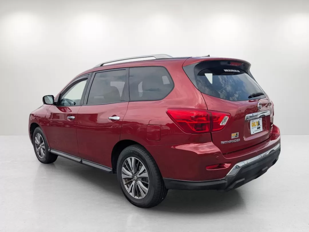2017 Nissan Pathfinder SV (5N1DR2MM9HC) with an Other engine, located at 5115 14th Ave., Columbus, GA, 31904, (706) 323-0345, 32.511494, -84.971046 - **Adventure Awaits with This 2017 Nissan Pathfinder SV 4WD SUV! Perfect for Families and Weekend Getaways!**<br /> <br /> Are you ready to take your family adventures to the next level? The 2017 Nissan Pathfinder SV 4WD is the perfect vehicle for those who love road trips, outdoor escapades, and eve - Photo#6