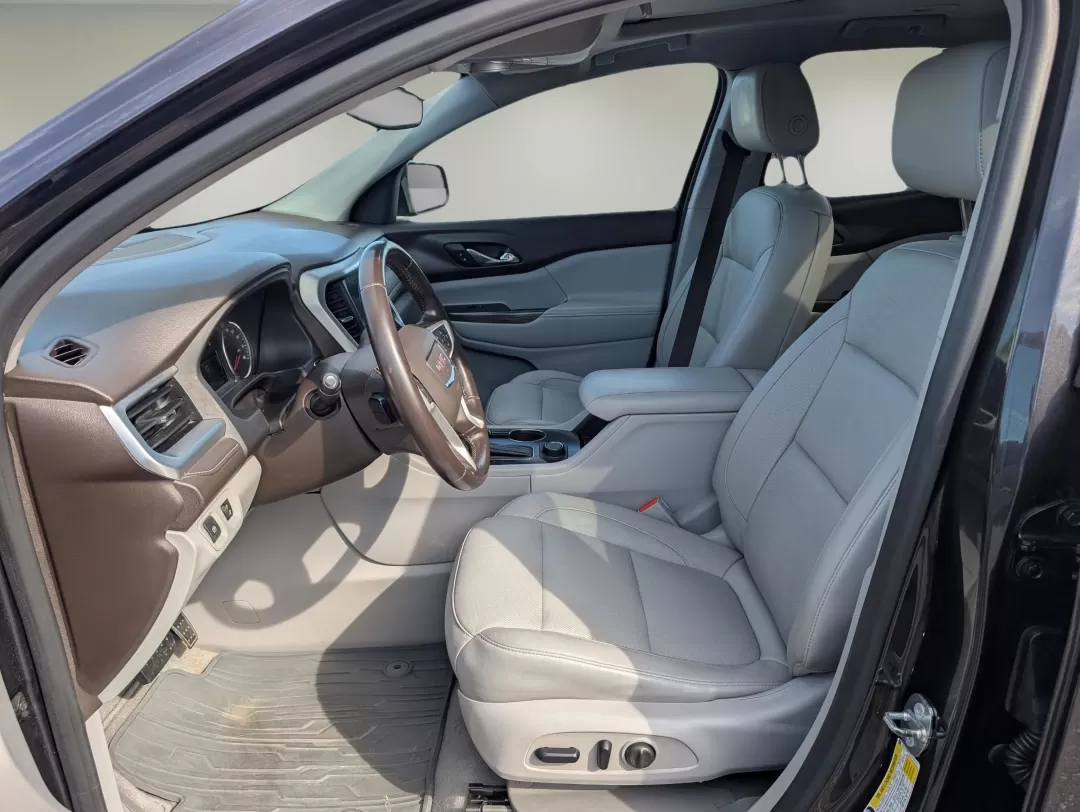 2018 /Cocoa/ Light Ash Gray GMC Acadia SLT (1GKKNWLS1JZ) with an Other engine, located at 3959 U.S. 80 W, Phenix City, AL, 36870, (334) 297-4885, 32.469296, -85.135185 - Experience the perfect blend of style, comfort, and functionality with this stunning 2018 GMC Acadia SLT, available now at Gils Auto in Phenix City, AL. Ideal for growing families or adventurous weekend warriors, this spacious SUV is designed to accommodate your unique lifestyle. Whether you're navi - Photo#9