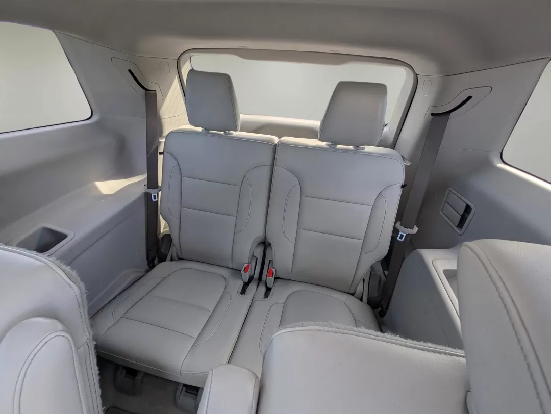 2018 /Cocoa/ Light Ash Gray GMC Acadia SLT (1GKKNWLS1JZ) with an Other engine, located at 3959 U.S. 80 W, Phenix City, AL, 36870, (334) 297-4885, 32.469296, -85.135185 - Experience the perfect blend of style, comfort, and functionality with this stunning 2018 GMC Acadia SLT, available now at Gils Auto in Phenix City, AL. Ideal for growing families or adventurous weekend warriors, this spacious SUV is designed to accommodate your unique lifestyle. Whether you're navi - Photo#11
