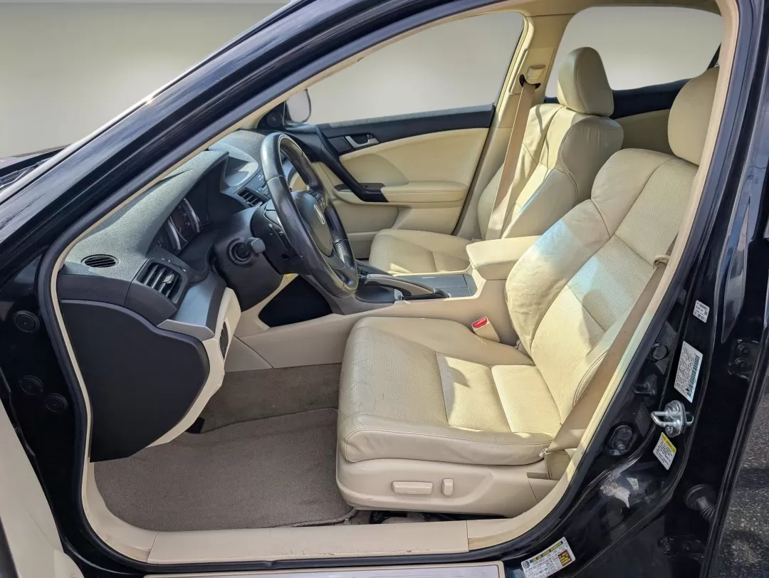 2009 Acura TSX (JH4CU26699C) with an Other engine, located at 3959 U.S. 80 W, Phenix City, AL, 36870, (334) 297-4885, 32.469296, -85.135185 - **Discover Luxury and Reliability: 2009 Acura TSX at Gils Auto in Phenix City, AL**<br /> <br /> Are you in search of a reliable sedan that fits seamlessly into your dynamic lifestyle? Look no further than this stunning 2009 Acura TSX, available now at Gils Auto, your trusted Buy Here Pay Here deale - Photo#8