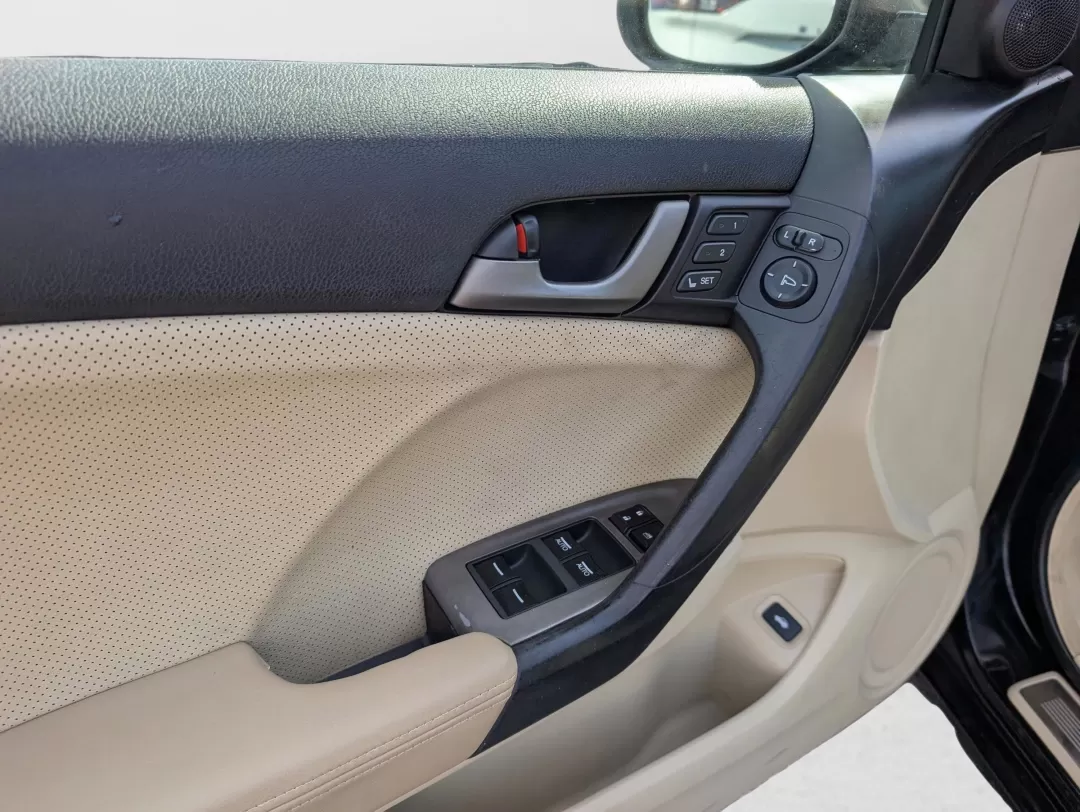2009 Acura TSX (JH4CU26699C) with an Other engine, located at 3959 U.S. 80 W, Phenix City, AL, 36870, (334) 297-4885, 32.469296, -85.135185 - **Discover Luxury and Reliability: 2009 Acura TSX at Gils Auto in Phenix City, AL**<br /> <br /> Are you in search of a reliable sedan that fits seamlessly into your dynamic lifestyle? Look no further than this stunning 2009 Acura TSX, available now at Gils Auto, your trusted Buy Here Pay Here deale - Photo#16