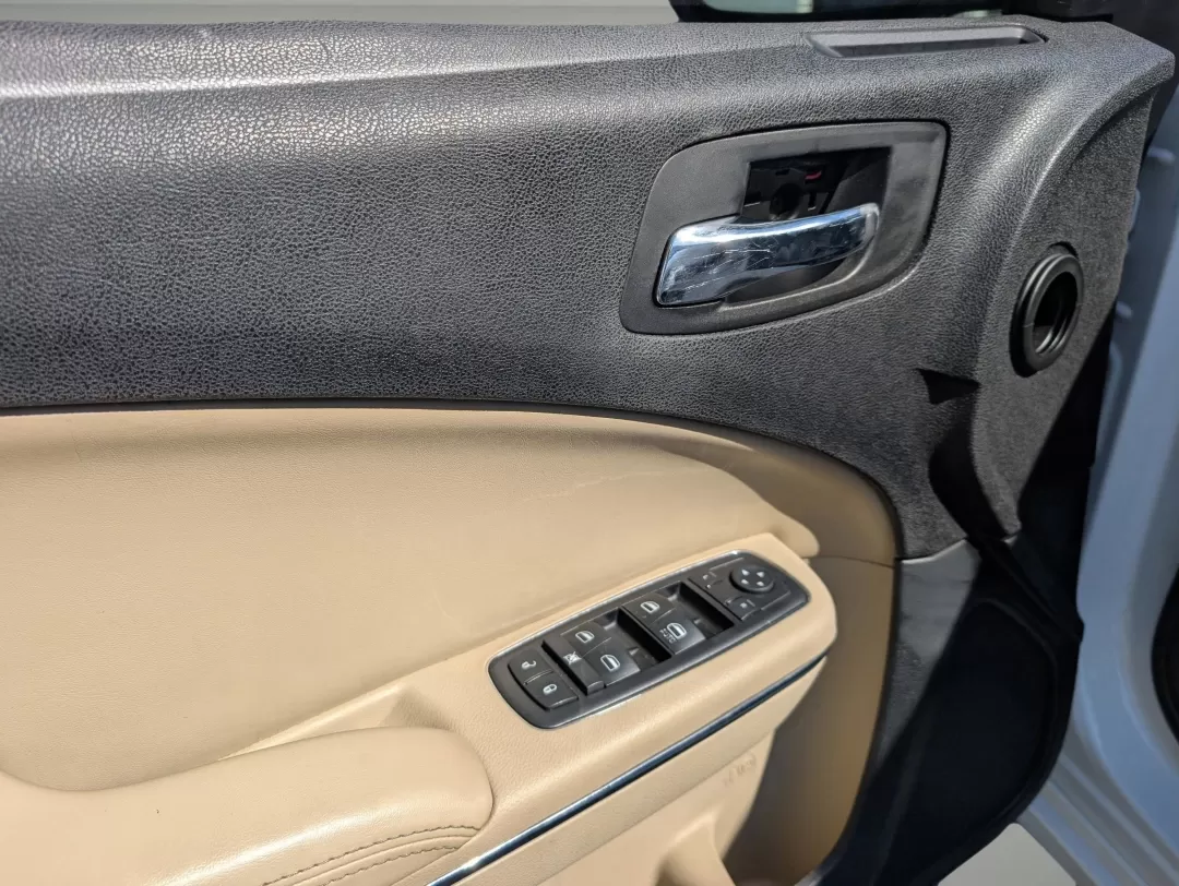 2014 /Black/Lt Frost Beige Dodge Charger SE (2C3CDXBG4EH) with an Other engine, located at 804 22nd Ave, Phenix City, AL, 36870, (334) 297-1860, 32.484749, -85.024475 - **Unleash Your Inner Adventurer with the 2014 Dodge Charger SE Perfect for Budget-Conscious Buyers!**<br /> <br /> Are you searching for a reliable, stylish car that won't break the bank? The 2014 Dodge Charger SE brings power, performance, and comfort together, making it the ideal choice for anyon - Photo#8