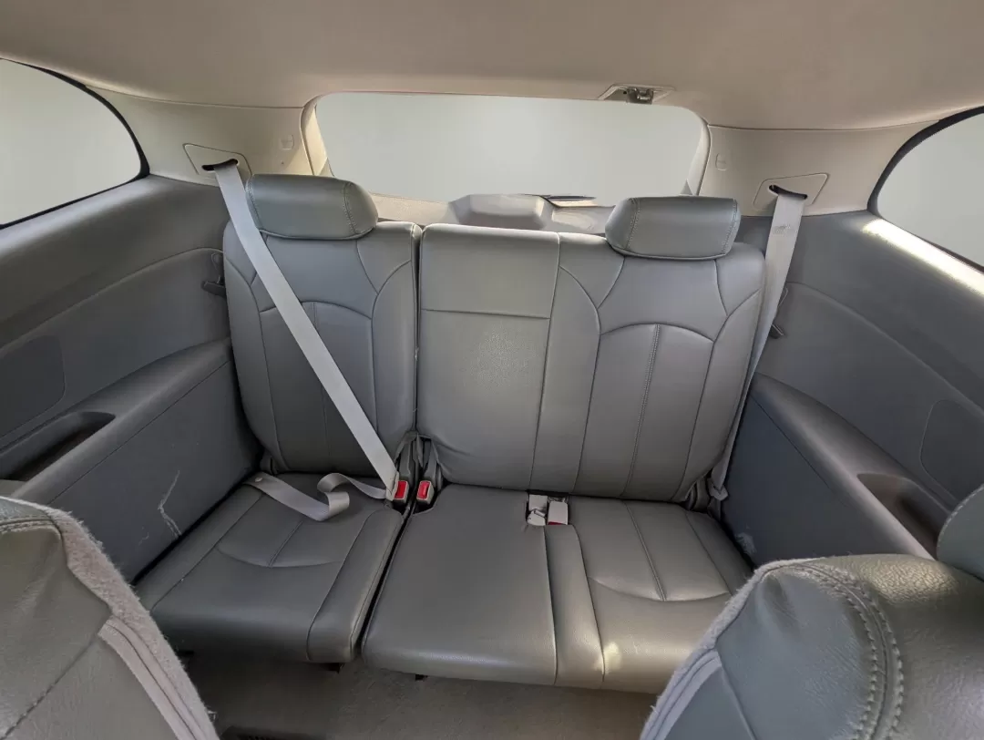 2014 /Dk Titanium/Lt Titanium Chevrolet Traverse LT (1GNKRGKD1EJ) with an Other engine, located at 804 22nd Ave, Phenix City, AL, 36870, (334) 297-1860, 32.484749, -85.024475 - Are you searching for the perfect family SUV that combines comfort, reliability, and affordability? Look no further than this stunning 2014 Chevrolet Traverse LT, now available at Gils Auto in Phenix City, AL. Ideal for growing families or anyone who enjoys weekend adventures, this versatile vehicle - Photo#10