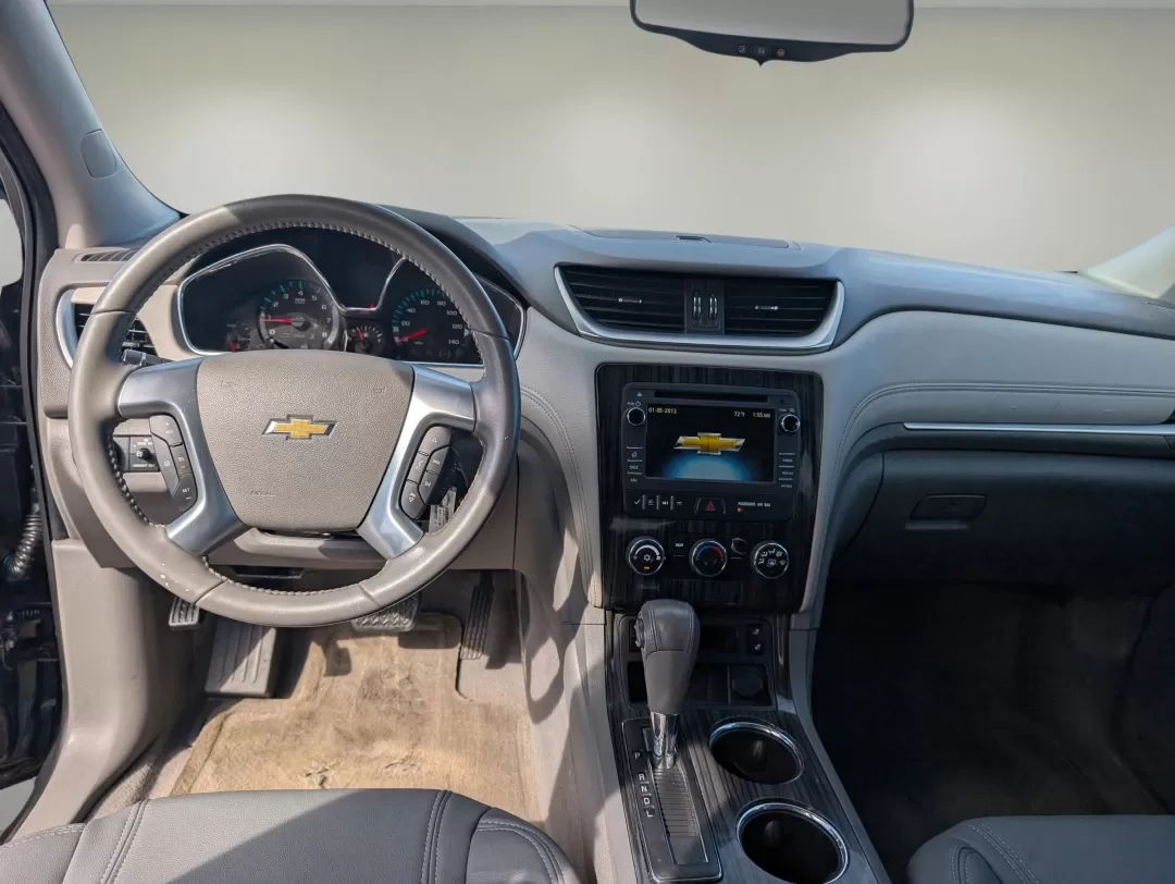 2014 /Dk Titanium/Lt Titanium Chevrolet Traverse LT (1GNKRGKD1EJ) with an Other engine, located at 804 22nd Ave, Phenix City, AL, 36870, (334) 297-1860, 32.484749, -85.024475 - Are you searching for the perfect family SUV that combines comfort, reliability, and affordability? Look no further than this stunning 2014 Chevrolet Traverse LT, now available at Gils Auto in Phenix City, AL. Ideal for growing families or anyone who enjoys weekend adventures, this versatile vehicle - Photo#13