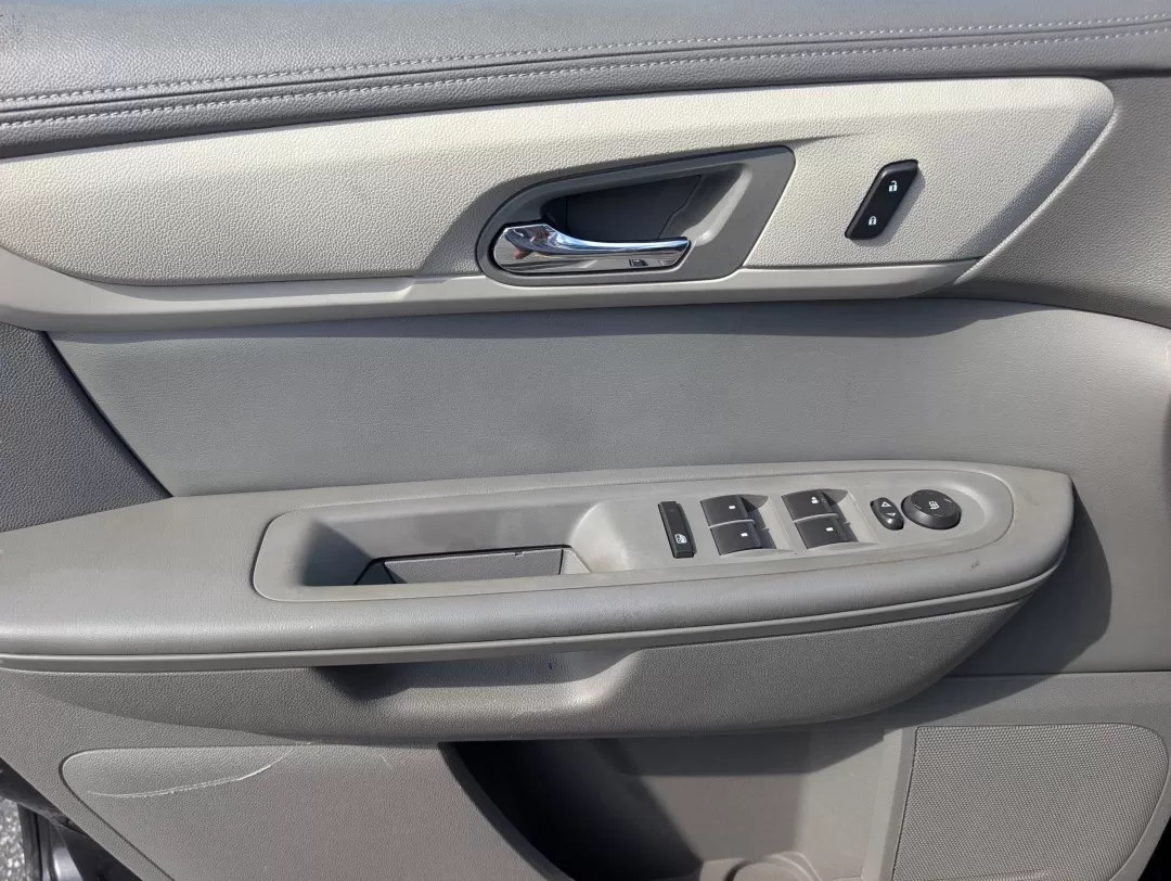 2014 /Dk Titanium/Lt Titanium Chevrolet Traverse LT (1GNKRGKD1EJ) with an Other engine, located at 804 22nd Ave, Phenix City, AL, 36870, (334) 297-1860, 32.484749, -85.024475 - Are you searching for the perfect family SUV that combines comfort, reliability, and affordability? Look no further than this stunning 2014 Chevrolet Traverse LT, now available at Gils Auto in Phenix City, AL. Ideal for growing families or anyone who enjoys weekend adventures, this versatile vehicle - Photo#15