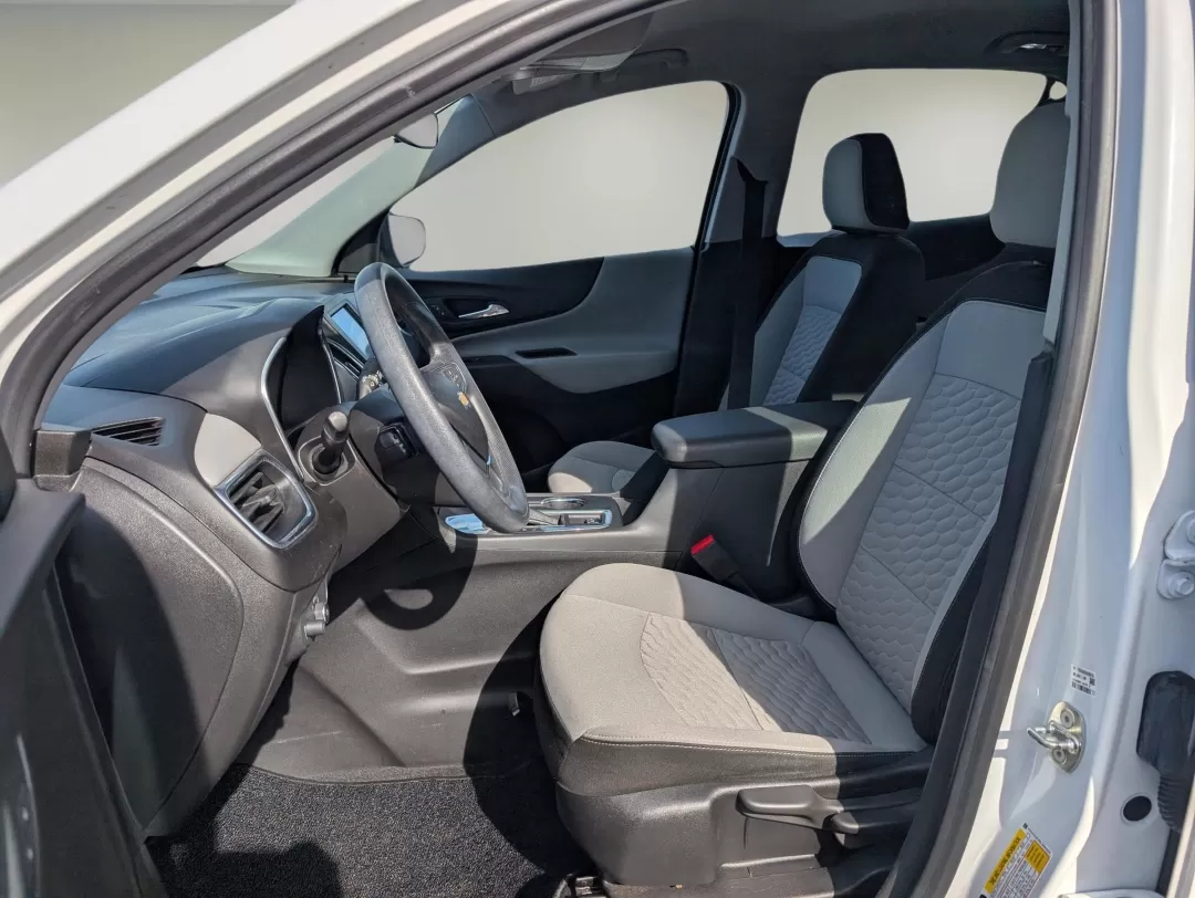 2020 /Medium Ash Gray Chevrolet Equinox LS (3GNAXHEV9LS) with an Other engine, located at 804 22nd Ave, Phenix City, AL, 36870, (334) 297-1860, 32.484749, -85.024475 - **Explore the Open Road with the 2020 Chevrolet Equinox at Gils Auto - Your Trusted Buy Here Pay Here Dealership in Phenix City**<br /> <br /> Are you in search of a versatile SUV that can effortlessly cater to your family's daily needs and weekend adventures? Look no further than this 2020 Chevrole - Photo#8
