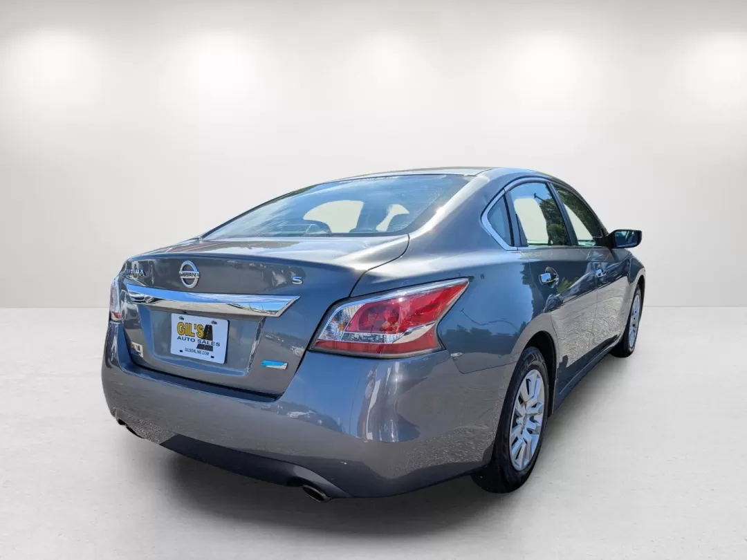 2014 /Charcoal Nissan Altima 2.5 S (1N4AL3AP3EN) with an Other engine, located at 7000 Northlake Connector, Columbus, GA, 31904, (706) 987-8085, 32.524975, -84.978134 - **Discover Your Next Adventure with the 2014 Nissan Altima at Gils Auto - Phenix City!**<br /> <br /> Are you in search of a reliable sedan that fits perfectly into your busy lifestyle? Look no further than this 2014 Nissan Altima 2.5 S, available now at Gils Auto, your trusted Buy Here Pay Here dea - Photo#4