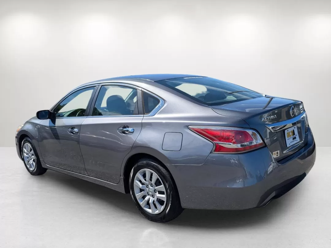 2014 /Charcoal Nissan Altima 2.5 S (1N4AL3AP3EN) with an Other engine, located at 7000 Northlake Connector, Columbus, GA, 31904, (706) 987-8085, 32.524975, -84.978134 - **Discover Your Next Adventure with the 2014 Nissan Altima at Gils Auto - Phenix City!**<br /> <br /> Are you in search of a reliable sedan that fits perfectly into your busy lifestyle? Look no further than this 2014 Nissan Altima 2.5 S, available now at Gils Auto, your trusted Buy Here Pay Here dea - Photo#6