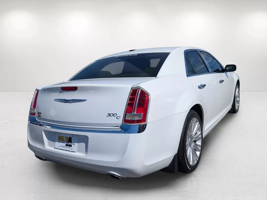 2013 /Dark Frost Beige/Light Frost Beige Chrysler 300 300C (2C3CCAET5DH) with an Other engine, located at 804 22nd Ave, Phenix City, AL, 36870, (334) 297-1860, 32.484749, -85.024475 - **Experience Luxury on a Budget: 2013 Chrysler 300C at Gils Auto Phenix City, AL**<br /> <br /> Are you searching for a reliable and stylish vehicle that can elevate your daily commute while accommodating your family's needs? Look no further than the stunning 2013 Chrysler 300C available at Gils Au - Photo#5