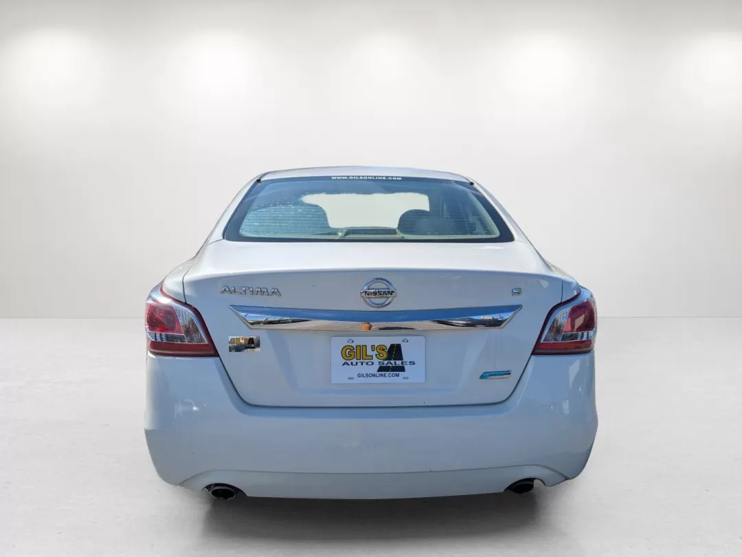 2013 /Beige Nissan Altima 2.5 S (1N4AL3APXDN) with an Other engine, located at 5115 14th Ave., Columbus, GA, 31904, (706) 323-0345, 32.511494, -84.971046 - 2013 Nissan Altima 2.5 S - Photo#5