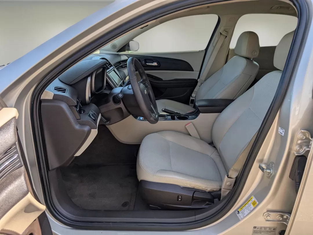 2015 /Cocoa/Light Neutral Chevrolet Malibu LT (1G11C5SLXFF) with an Other engine, located at 804 22nd Ave, Phenix City, AL, 36870, (334) 297-1860, 32.484749, -85.024475 - Experience the perfect blend of comfort, efficiency, and style with the 2015 Chevrolet Malibu LT, available now at Gils Auto in Phenix City, AL. This versatile sedan is ideal for anyone looking to enhance their daily commute, family outings, or weekend adventures without breaking the bank. With a re - Photo#9