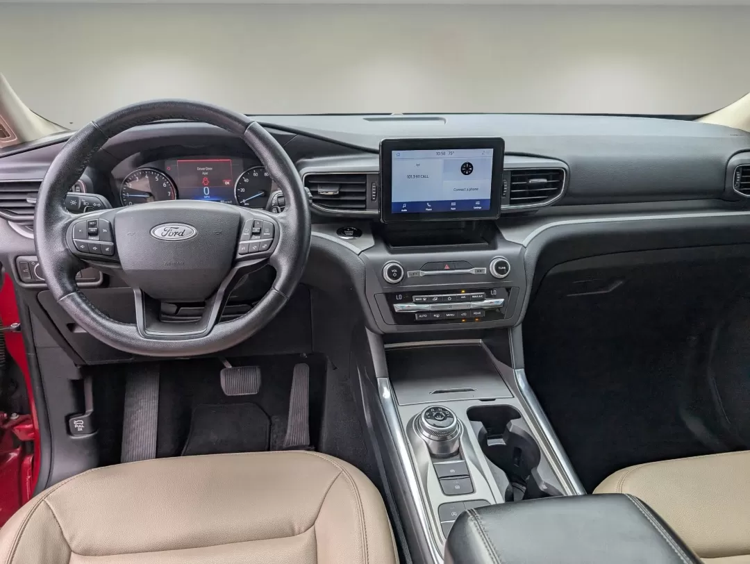 2020 Ford Explorer XLT (1FMSK7DH1LG) with an Other engine, located at 5115 14th Ave., Columbus, GA, 31904, (706) 323-0345, 32.511494, -84.971046 - **Discover Adventure with the 2020 Ford Explorer XLT at Gils Auto in Phenix City, AL!**<br /> <br /> Are you ready to elevate your family adventures and weekend getaways? The 2020 Ford Explorer XLT, a standout SUV, is designed for those who crave versatility and comfort on the road. Whether you're n - Photo#12