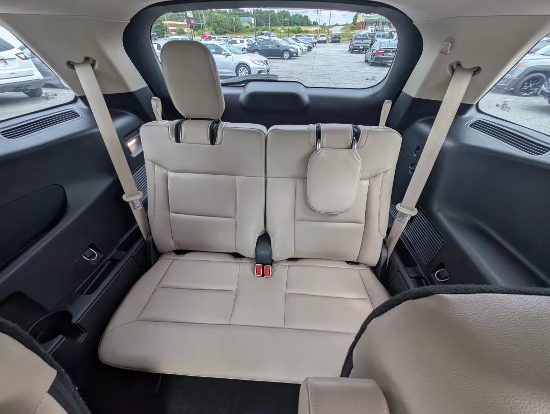 2020 Ford Explorer XLT (1FMSK7DH1LG) with an Other engine, located at 3959 U.S. 80 W, Phenix City, AL, 36870, (334) 297-4885, 32.469296, -85.135185 - **Discover Adventure with the 2020 Ford Explorer XLT at Gils Auto in Phenix City, AL!**<br /> <br /> Are you ready to elevate your family adventures and weekend getaways? The 2020 Ford Explorer XLT, a standout SUV, is designed for those who crave versatility and comfort on the road. Whether you're n - Photo#11