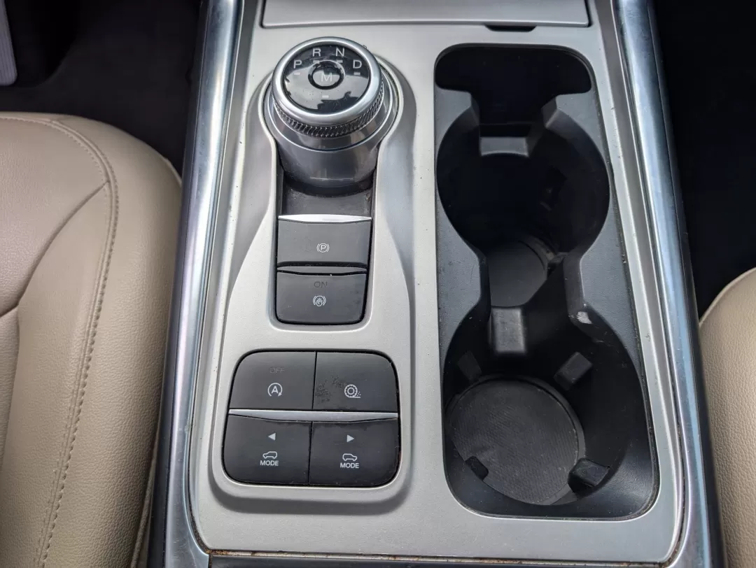 2020 Ford Explorer XLT (1FMSK7DH1LG) with an Other engine, located at 3959 U.S. 80 W, Phenix City, AL, 36870, (334) 297-4885, 32.469296, -85.135185 - **Discover Adventure with the 2020 Ford Explorer XLT at Gils Auto in Phenix City, AL!**<br /> <br /> Are you ready to elevate your family adventures and weekend getaways? The 2020 Ford Explorer XLT, a standout SUV, is designed for those who crave versatility and comfort on the road. Whether you're n - Photo#16
