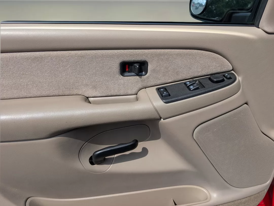2003 /Tan Chevrolet Silverado 1500 LS (1GCEC14V13Z) with an Other engine, located at 3959 U.S. 80 W, Phenix City, AL, 36870, (334) 297-4885, 32.469296, -85.135185 - **Elevate Your Adventures with the 2003 Chevrolet Silverado 1500 at Gils Auto Phenix City, AL!**<br /> <br /> Are you ready to transform your daily commutes or weekend adventures? The 2003 Chevrolet Silverado 1500 is here to deliver unmatched reliability and performance, making it the ideal choice - Photo#9