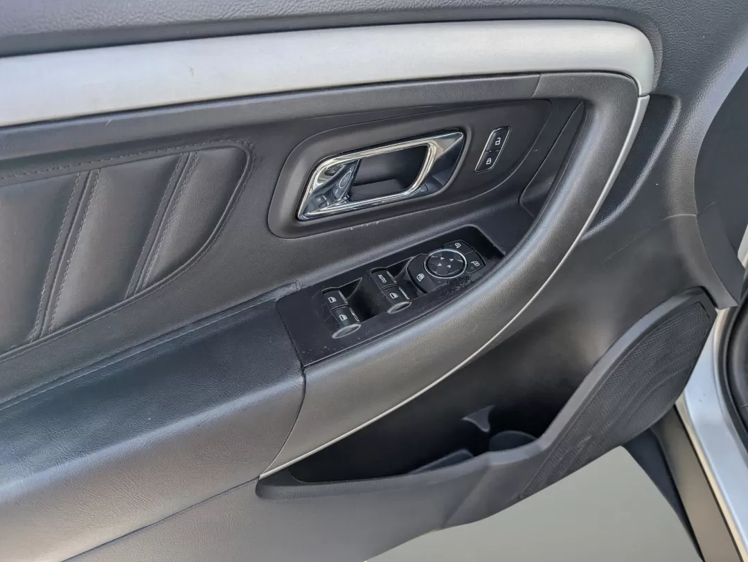 2017 Ford Taurus SEL (1FAHP2E82HG) with an Other engine, located at 3959 U.S. 80 W, Phenix City, AL, 36870, (334) 297-4885, 32.469296, -85.135185 - Are you on the hunt for a reliable sedan that suits your everyday needs without breaking the bank? Look no further! At Gils Auto, located in the heart of Phenix City, AL, we proudly present this exceptional 2017 Ford Taurus SEL, the perfect car for budget-conscious buyers and families on the go. Thi - Photo#9