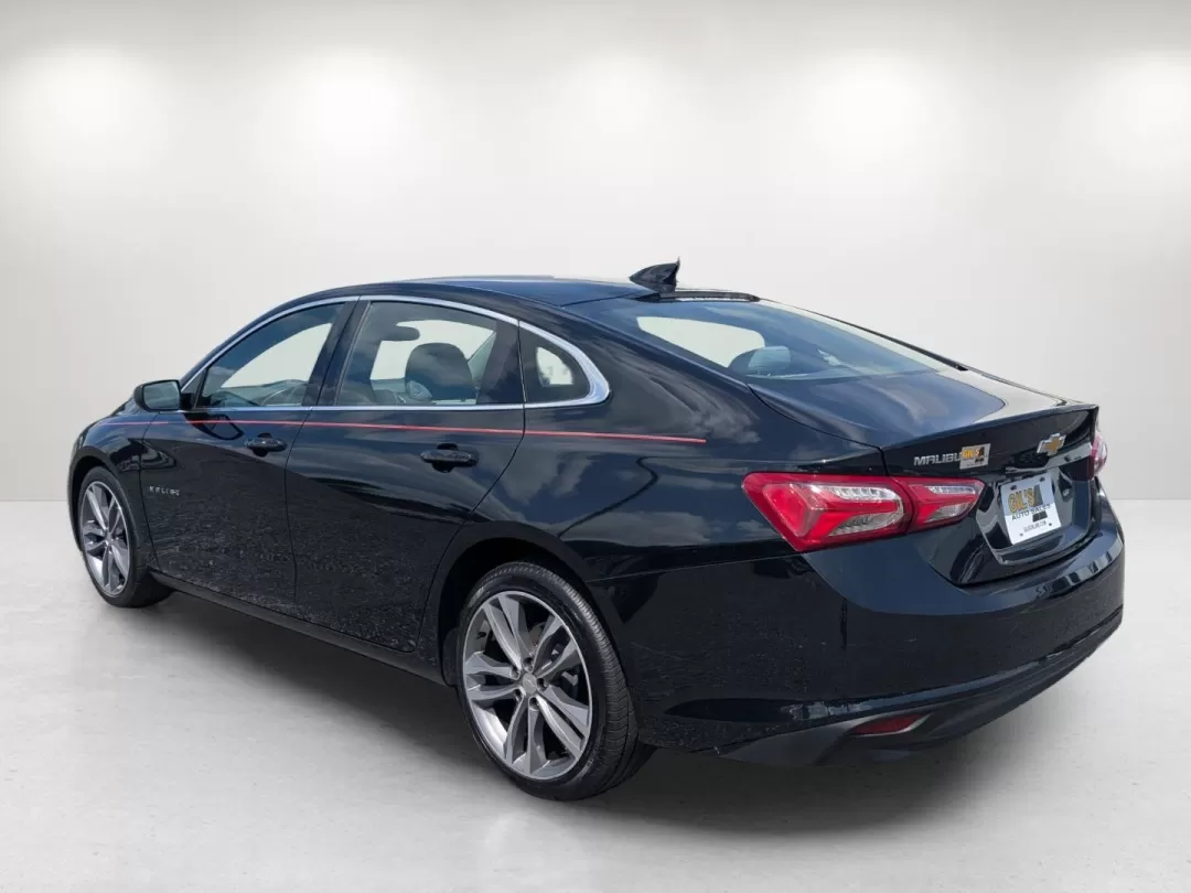 2021 /Dark Atmosphere/ Medium Ash Gray Chevrolet Malibu LT (1G1ZD5STXMF) with an Other engine, located at 3959 U.S. 80 W, Phenix City, AL, 36870, (334) 297-4885, 32.469296, -85.135185 - **Embrace the Open Road with the 2021 Chevrolet Malibu LT Perfect for Work or Play!**<br /> <br /> Are you ready to transform your daily commute or weekend adventures? Discover the 2021 Chevrolet Malibu LT, a sedan designed for comfort, efficiency, and style at Gils Auto in Phenix City, AL. This ve - Photo#7