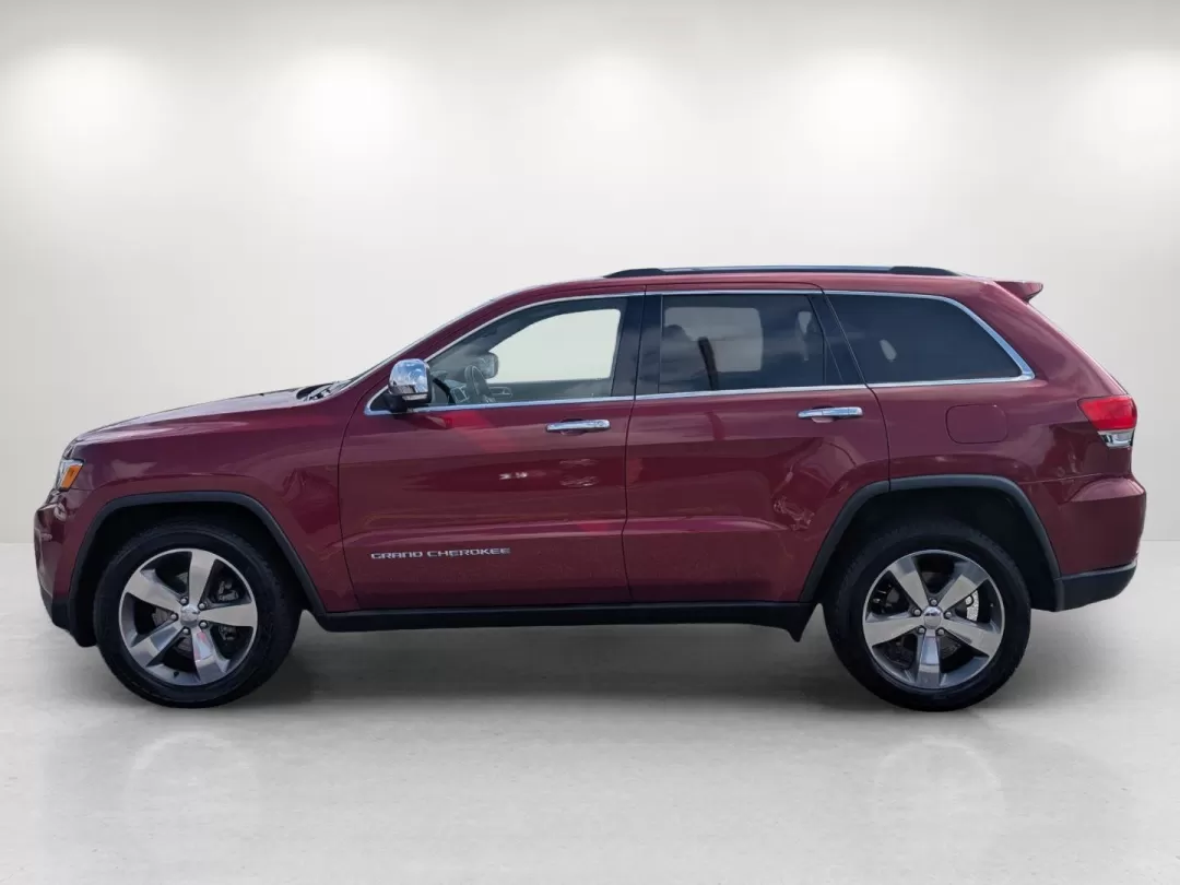 2015 /Lt Frost Beige/Black Jeep Grand Cherokee Limited (1C4RJEBG6FC) with an Other engine, located at 3959 U.S. 80 W, Phenix City, AL, 36870, (334) 297-4885, 32.469296, -85.135185 - Experience life's adventures with the 2015 Jeep Grand Cherokee Limited, available now at Gils Auto in Phenix City, AL. This sport utility vehicle is designed for those who seek freedom on the open road without compromising on comfort or style. Whether you're planning a weekend getaway or need a reli - Photo#8