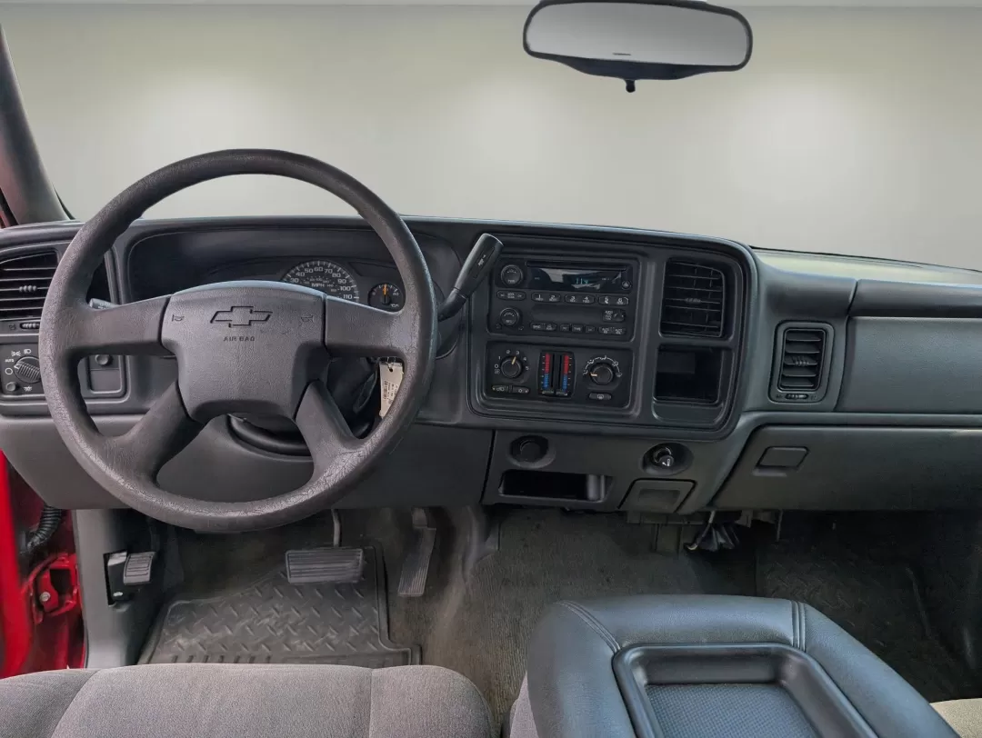 2006 /Dark Charcoal Chevrolet Silverado 1500 LS (1GCEC19Z06Z) with an Other engine, located at 3959 U.S. 80 W, Phenix City, AL, 36870, (334) 297-4885, 32.469296, -85.135185 - **Unleash Your Adventurous Spirit with the 2006 Chevrolet Silverado 1500!** <br /> <br /> Life is an adventure waiting to unfold, and the 2006 Chevrolet Silverado 1500 makes every journey a memorable one. Whether you're a growing family looking for reliable transportation, a weekend warrior ready fo - Photo#12