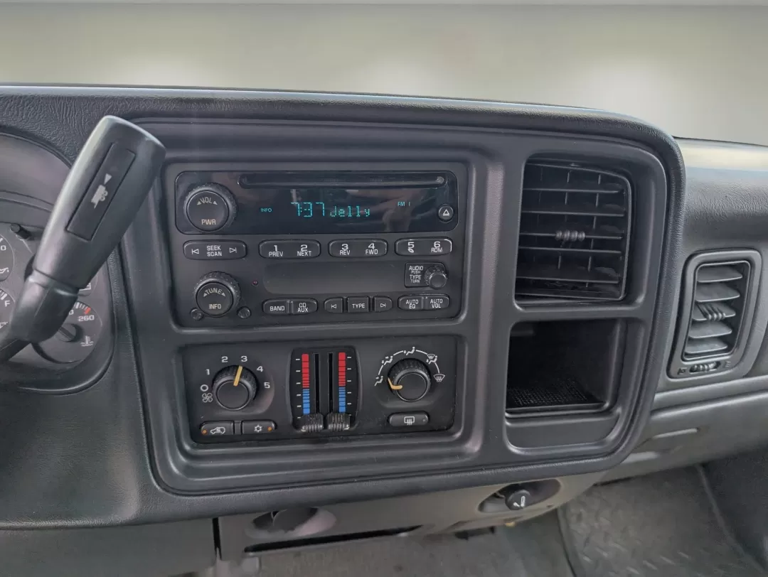 2006 /Dark Charcoal Chevrolet Silverado 1500 LS (1GCEC19Z06Z) with an Other engine, located at 3959 U.S. 80 W, Phenix City, AL, 36870, (334) 297-4885, 32.469296, -85.135185 - **Unleash Your Adventurous Spirit with the 2006 Chevrolet Silverado 1500!** <br /> <br /> Life is an adventure waiting to unfold, and the 2006 Chevrolet Silverado 1500 makes every journey a memorable one. Whether you're a growing family looking for reliable transportation, a weekend warrior ready fo - Photo#13