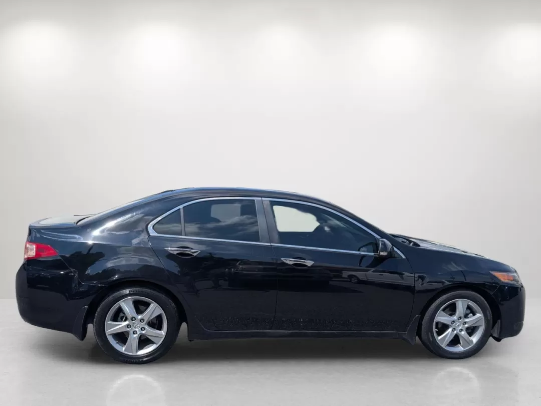 2013 Acura TSX (JH4CU2F4XDC) with an Other engine, located at 3959 U.S. 80 W, Phenix City, AL, 36870, (334) 297-4885, 32.469296, -85.135185 - Elevate your daily commute and weekend adventures with the 2013 Acura TSX, a stylish sedan that perfectly blends luxury, performance, and practicality. Whether you're navigating the busy streets of Phenix City or cruising along U.S. 80, this vehicle is designed for those who appreciate the finer thi - Photo#4