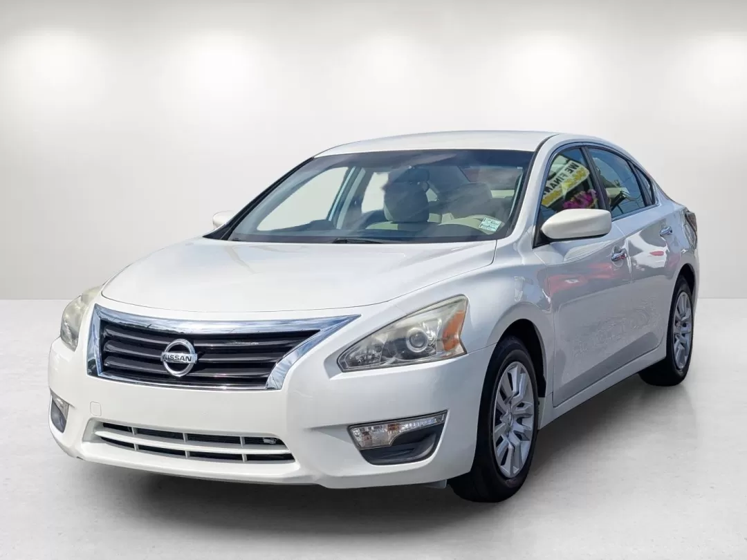 2015 /Beige Nissan Altima 2.5 S (1N4AL3AP9FN) with an Other engine, located at 3959 U.S. 80 W, Phenix City, AL, 36870, (334) 297-4885, 32.469296, -85.135185 - ### Discover Your Next Adventure with This 2015 Nissan Altima at Gils Auto!<br /> <br /> Are you in the market for a reliable sedan that fits seamlessly into your busy lifestyle? Look no further than this stunning 2015 Nissan Altima 2.5 S, available now at Gils Auto in Phenix City, AL. Whether you'r - Photo#1