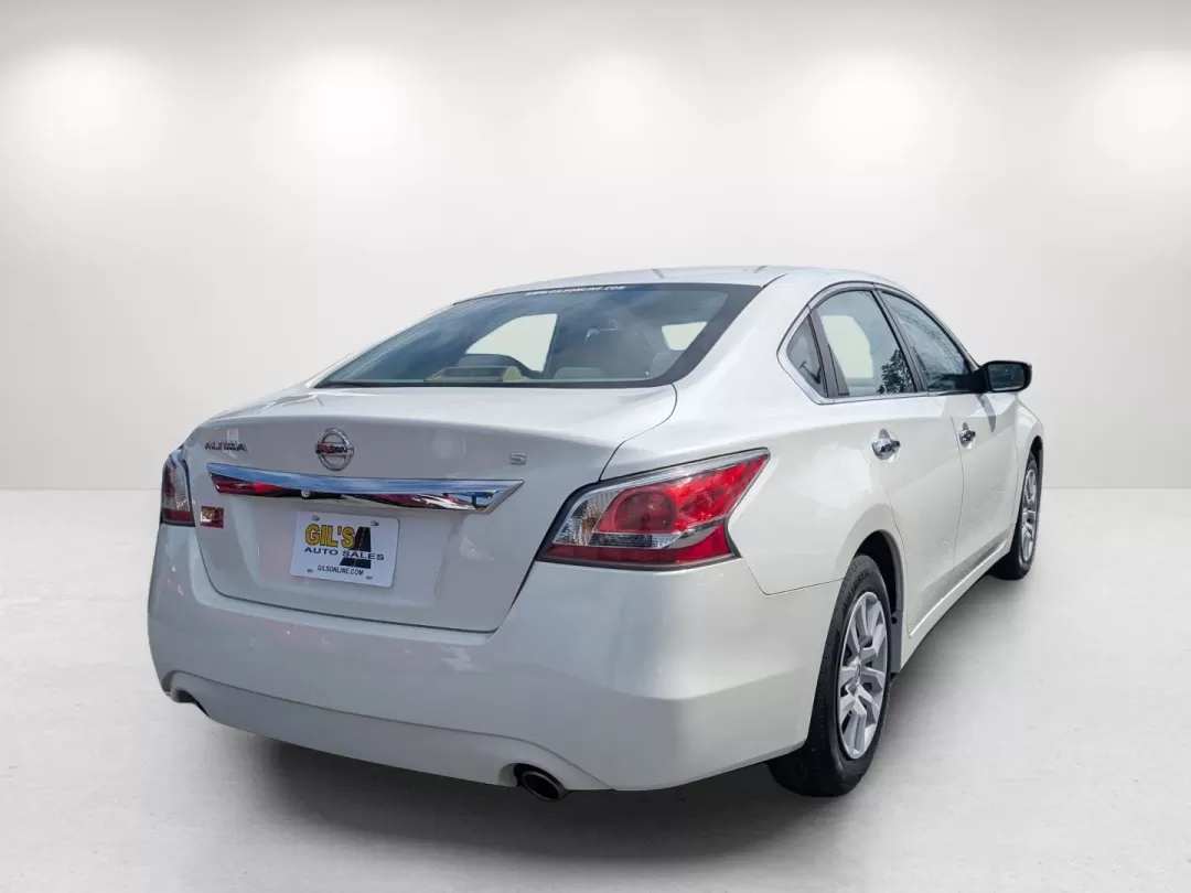 2015 /Beige Nissan Altima 2.5 S (1N4AL3AP9FN) with an Other engine, located at 3959 U.S. 80 W, Phenix City, AL, 36870, (334) 297-4885, 32.469296, -85.135185 - ### Discover Your Next Adventure with This 2015 Nissan Altima at Gils Auto!<br /> <br /> Are you in the market for a reliable sedan that fits seamlessly into your busy lifestyle? Look no further than this stunning 2015 Nissan Altima 2.5 S, available now at Gils Auto in Phenix City, AL. Whether you'r - Photo#5