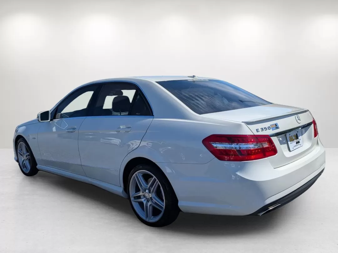 2012 Mercedes-Benz E-Class E 350 Sport (WDDHF5KB8CA) with an Other engine, located at 3959 U.S. 80 W, Phenix City, AL, 36870, (334) 297-4885, 32.469296, -85.135185 - **Elevate Your Daily Commute with Luxury: 2012 Mercedes-Benz E-Class E 350 Sport at Gils Auto**<br /> <br /> Are you looking for a vehicle that combines sophistication with dependability for your daily drives? The 2012 Mercedes-Benz E-Class E 350 Sport is your answer, perfectly crafted for those who - Photo#6