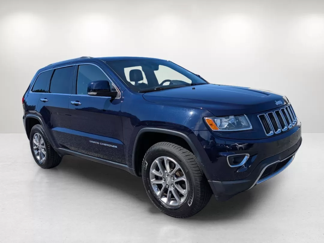 2014 /Black Jeep Grand Cherokee Limited (1C4RJFBG7EC) with an Other engine, located at 804 22nd Ave, Phenix City, AL, 36870, (334) 297-1860, 32.484749, -85.024475 - **Adventure Awaits: 2014 Jeep Grand Cherokee Limited at Gils Auto - Phenix City #2**<br /> <br /> Are you ready to elevate your driving experience? Picture yourself navigating the stunning landscapes of Phenix City, AL, in a vehicle that combines luxury, capability, and comfort. The 2014 Jeep Grand - Photo#2