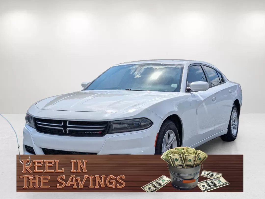 photo of 2015 Dodge Charger SE