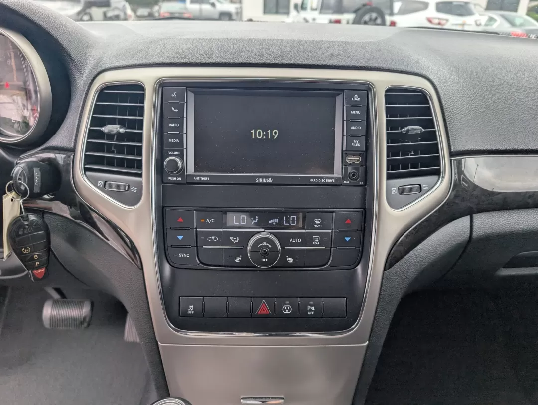 2013 /Black Jeep Grand Cherokee Laredo (1C4RJFAG6DC) with an Other engine, located at 3959 U.S. 80 W, Phenix City, AL, 36870, (334) 297-4885, 32.469296, -85.135185 - **Experience Adventure with the 2013 Jeep Grand Cherokee Laredo at Gils Auto!**<br /> <br /> Are you ready to elevate your adventures with a vehicle that can handle everything life throws your way? Look no further than the 2013 Jeep Grand Cherokee Laredo, available now at Gils Auto in Phenix City, A - Photo#13