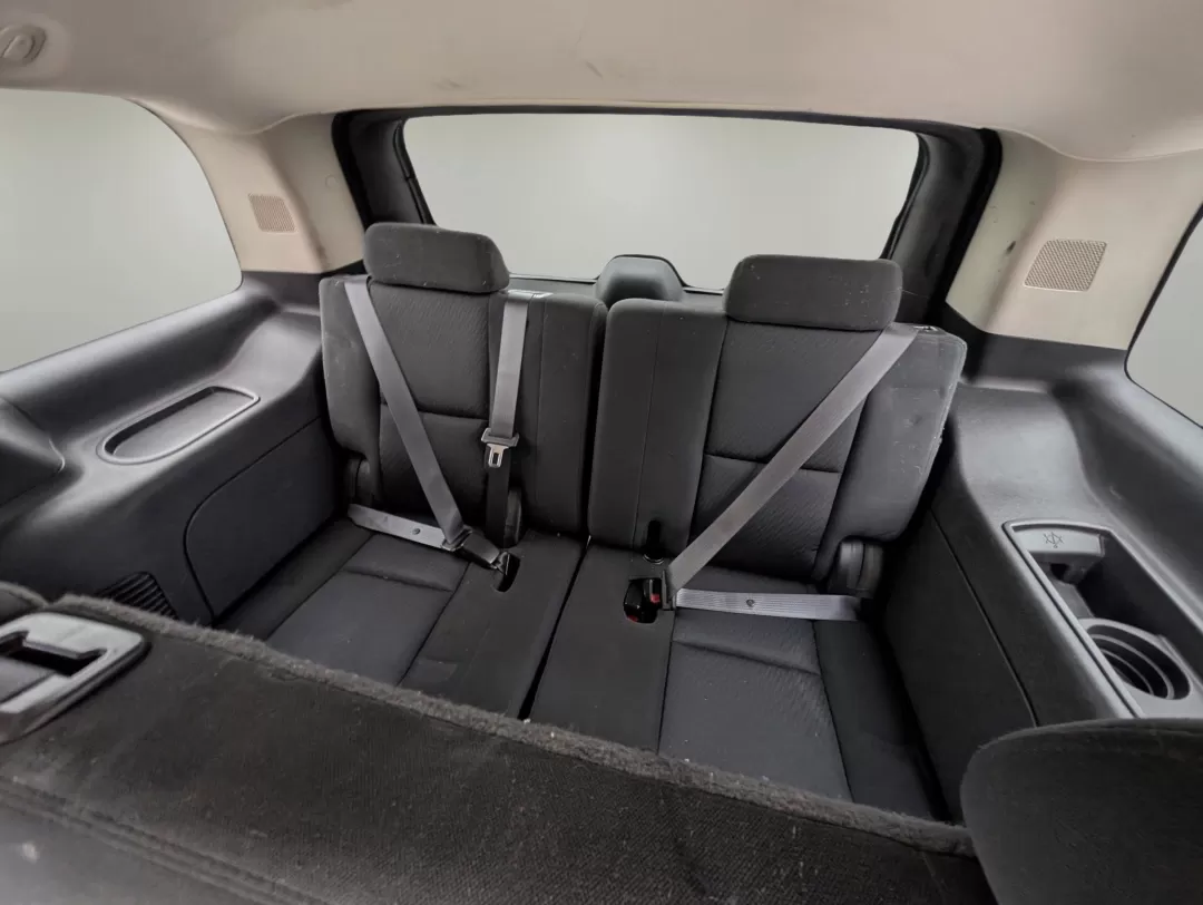 2011 /Ebony Chevrolet Tahoe LS (1GNSCAE06BR) with an Other engine, located at 3959 U.S. 80 W, Phenix City, AL, 36870, (334) 297-4885, 32.469296, -85.135185 - Imagine effortlessly navigating through Phenix City, AL, in a robust 2011 Chevrolet Tahoe, perfect for family road trips or weekend adventures. With its spacious interior and impressive towing capacity, this SUV is designed for those who value both comfort and capability. Whether you're hauling spor - Photo#12