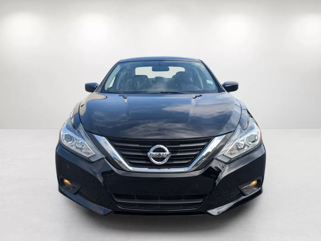 2017 /Charcoal Nissan Altima 2.5 SV (1N4AL3AP0HC) with an Other engine, located at 3959 U.S. 80 W, Phenix City, AL, 36870, (334) 297-4885, 32.469296, -85.135185 - Experience the perfect blend of style, comfort, and reliability with the 2017 Nissan Altima 2.5 SV, ideal for daily commutes, weekend getaways, or family adventures. At Gils Auto, located at 3959 U.S. 80 W, Phenix City, AL 36870, we understand that finding the right car can be a challenge, especiall - Photo#1
