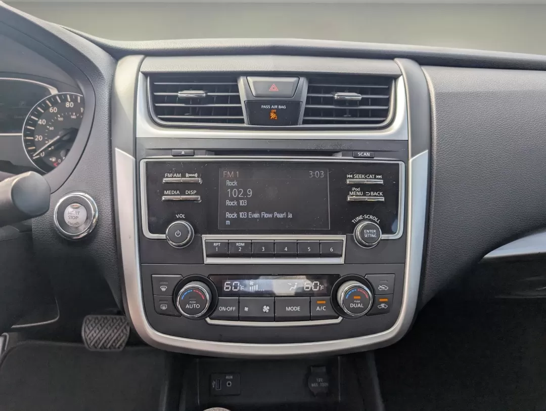 2017 /Charcoal Nissan Altima 2.5 SV (1N4AL3AP0HC) with an Other engine, located at 3959 U.S. 80 W, Phenix City, AL, 36870, (334) 297-4885, 32.469296, -85.135185 - Experience the perfect blend of style, comfort, and reliability with the 2017 Nissan Altima 2.5 SV, ideal for daily commutes, weekend getaways, or family adventures. At Gils Auto, located at 3959 U.S. 80 W, Phenix City, AL 36870, we understand that finding the right car can be a challenge, especiall - Photo#13