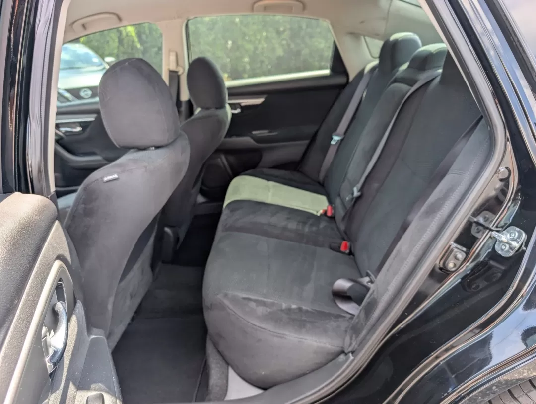 2014 /Charcoal Nissan Altima 2.5 S (1N4AL3AP4EC) with an Other engine, located at 3959 U.S. 80 W, Phenix City, AL, 36870, (334) 297-4885, 32.469296, -85.135185 - 2014 Nissan Altima 2.5 S - Photo#10