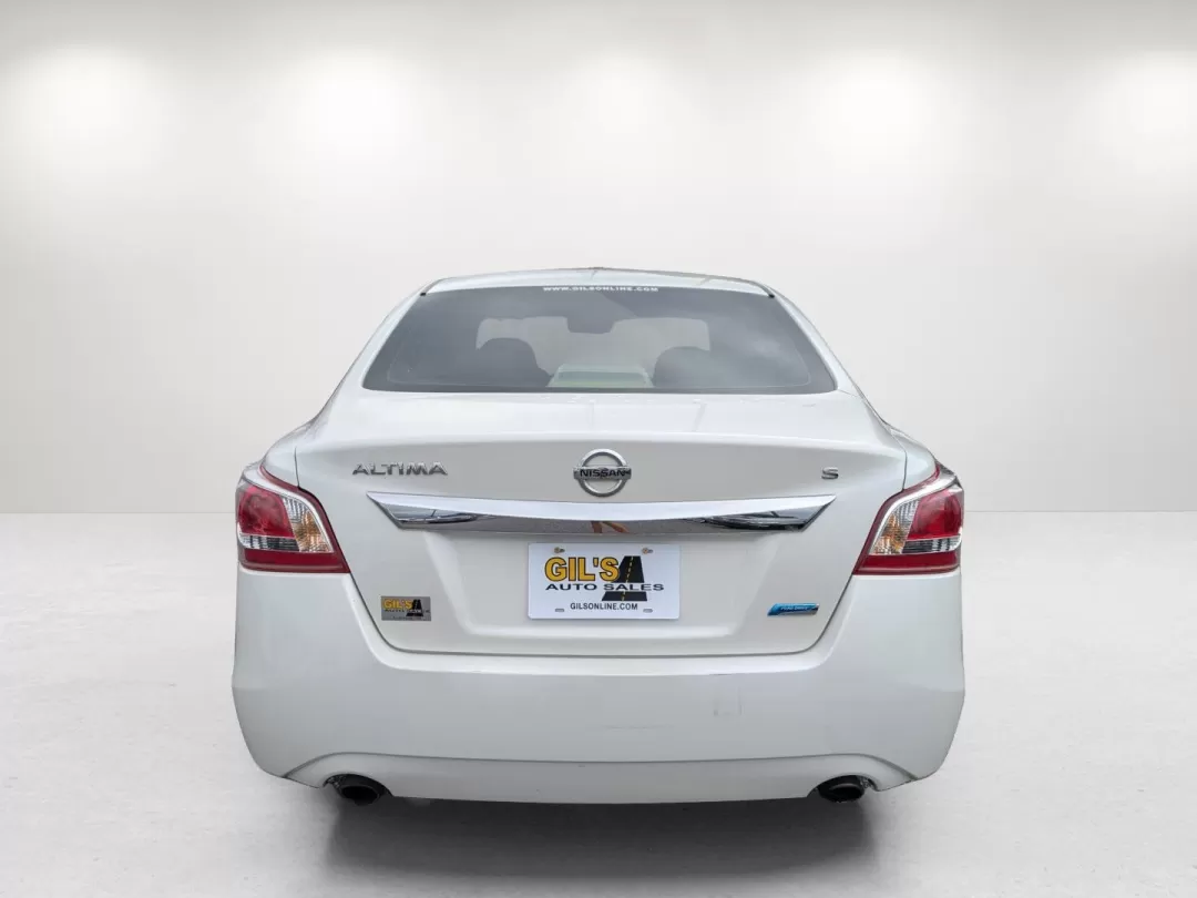 2013 /Beige Nissan Altima 2.5 S (1N4AL3AP2DC) with an Other engine, located at 3959 U.S. 80 W, Phenix City, AL, 36870, (334) 297-4885, 32.469296, -85.135185 - Experience the freedom of the open road with the 2013 Nissan Altima 2.5 S, the perfect sedan for your daily commute or weekend getaways. This stylish and efficient vehicle is ideal for budget-conscious buyers and growing families alike, providing comfort and reliability without breaking the bank. At - Photo#6