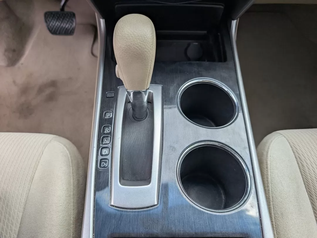 2013 /Beige Nissan Altima 2.5 S (1N4AL3AP2DC) with an Other engine, located at 3959 U.S. 80 W, Phenix City, AL, 36870, (334) 297-4885, 32.469296, -85.135185 - Experience the freedom of the open road with the 2013 Nissan Altima 2.5 S, the perfect sedan for your daily commute or weekend getaways. This stylish and efficient vehicle is ideal for budget-conscious buyers and growing families alike, providing comfort and reliability without breaking the bank. At - Photo#14