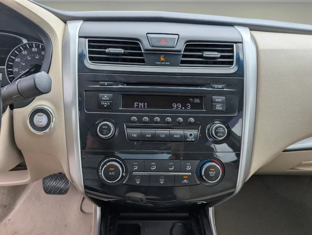 2013 /Beige Nissan Altima 2.5 S (1N4AL3AP2DC) with an Other engine, located at 3959 U.S. 80 W, Phenix City, AL, 36870, (334) 297-4885, 32.469296, -85.135185 - Experience the freedom of the open road with the 2013 Nissan Altima 2.5 S, the perfect sedan for your daily commute or weekend getaways. This stylish and efficient vehicle is ideal for budget-conscious buyers and growing families alike, providing comfort and reliability without breaking the bank. At - Photo#15