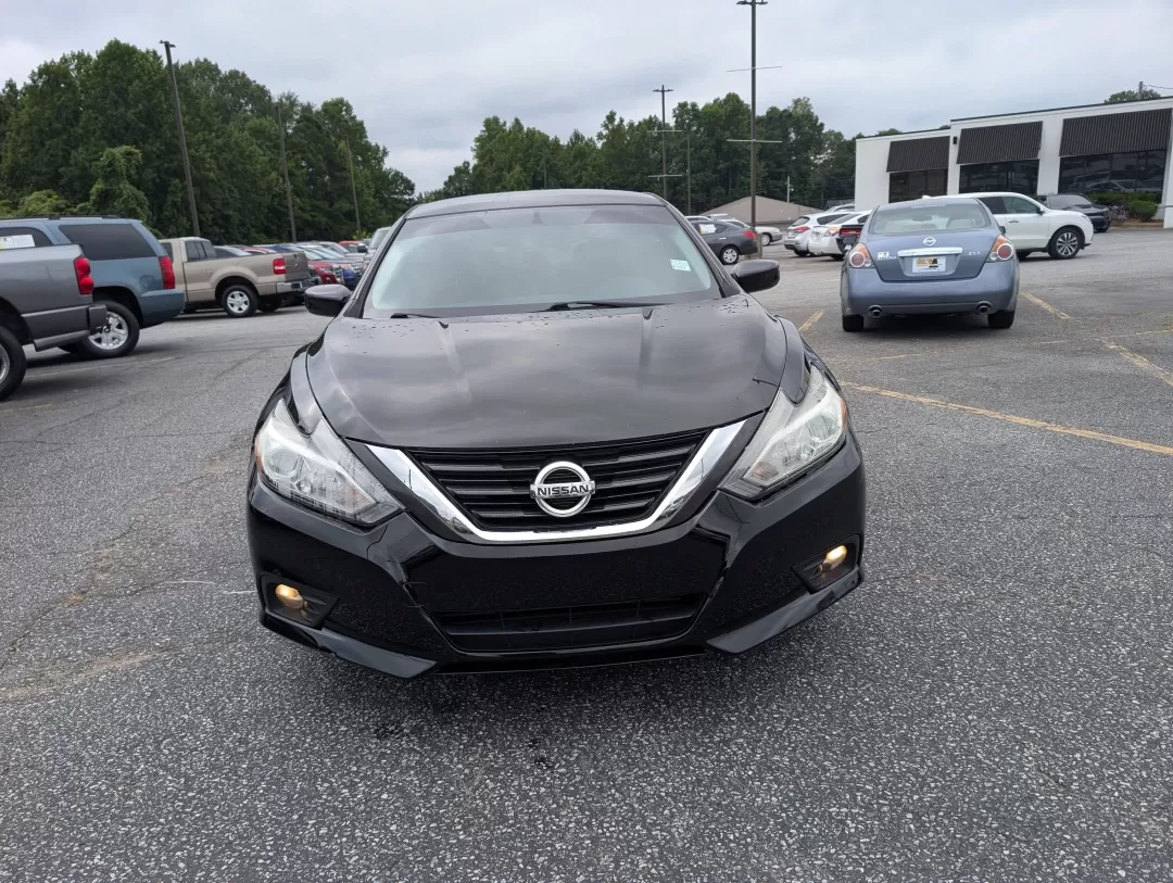 2016 /Charcoal Nissan Altima 2.5 SV (1N4AL3AP2GC) with an Other engine, located at 3959 U.S. 80 W, Phenix City, AL, 36870, (334) 297-4885, 32.469296, -85.135185 - Looking for a reliable and stylish sedan that fits seamlessly into your busy lifestyle? Look no further than this stunning 2016 Nissan Altima 2.5 SV, perfect for daily commutes, family outings, or weekend getaways. With its sleek Super Black exterior and comfortable charcoal cloth interior, this veh - Photo#1
