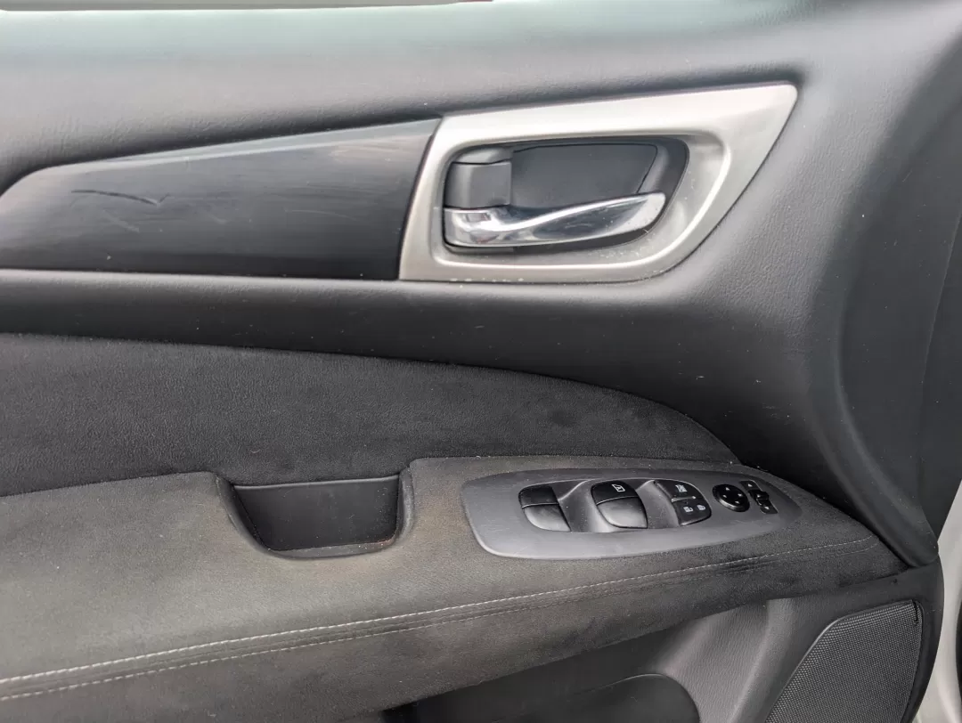 2016 Nissan Pathfinder S (5N1AR2MN0GC) with an Other engine, located at 3959 U.S. 80 W, Phenix City, AL, 36870, (334) 297-4885, 32.469296, -85.135185 - **Discover an Adventure with the 2016 Nissan Pathfinder S The Ideal Family SUV!**<br /> <br /> Are you searching for a reliable and spacious SUV that can seamlessly accommodate your family's lifestyle? Look no further than the 2016 Nissan Pathfinder S, now available at Gils Auto in Phenix City, AL. - Photo#8