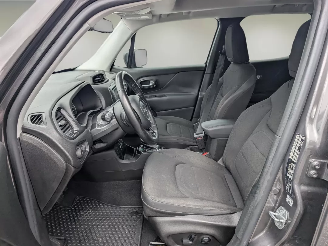 2017 /Black Jeep Renegade Altitude (ZACCJABB4HP) with an Other engine, located at 3959 U.S. 80 W, Phenix City, AL, 36870, (334) 297-4885, 32.469296, -85.135185 - Are you searching for the perfect vehicle for your next adventure or daily commute? Look no further! Gils Auto in Phenix City, AL, has just what you need with this stunning 2017 Jeep Renegade Altitude. With a versatile design and plenty of tech features, this crossover is ideal for both weekend geta - Photo#9