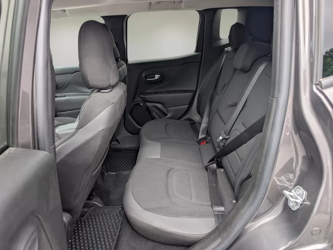 2017 /Black Jeep Renegade Altitude (ZACCJABB4HP) with an Other engine, located at 3959 U.S. 80 W, Phenix City, AL, 36870, (334) 297-4885, 32.469296, -85.135185 - Are you searching for the perfect vehicle for your next adventure or daily commute? Look no further! Gils Auto in Phenix City, AL, has just what you need with this stunning 2017 Jeep Renegade Altitude. With a versatile design and plenty of tech features, this crossover is ideal for both weekend geta - Photo#10
