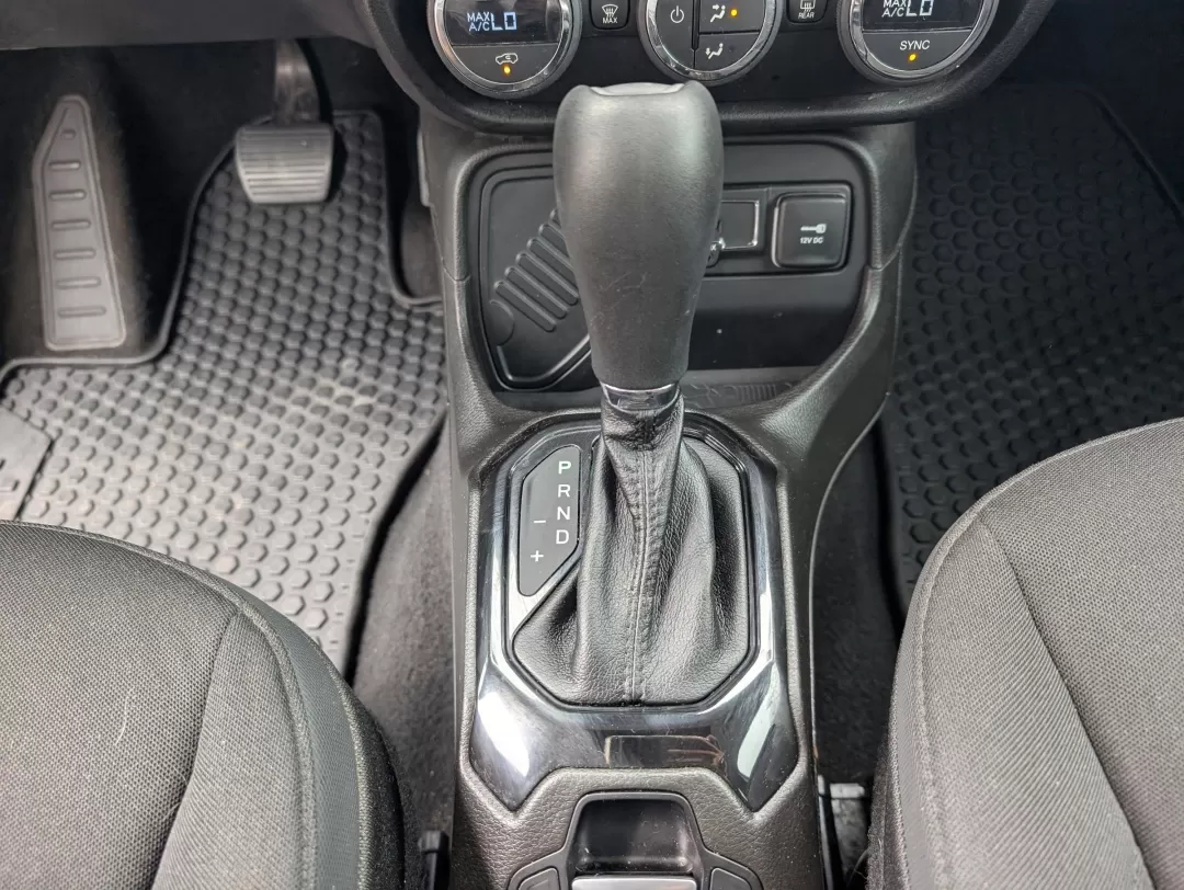 2017 /Black Jeep Renegade Altitude (ZACCJABB4HP) with an Other engine, located at 7000 Northlake Connector, Columbus, GA, 31904, (706) 987-8085, 32.524975, -84.978134 - Are you searching for the perfect vehicle for your next adventure or daily commute? Look no further! Gils Auto in Phenix City, AL, has just what you need with this stunning 2017 Jeep Renegade Altitude. With a versatile design and plenty of tech features, this crossover is ideal for both weekend geta - Photo#13