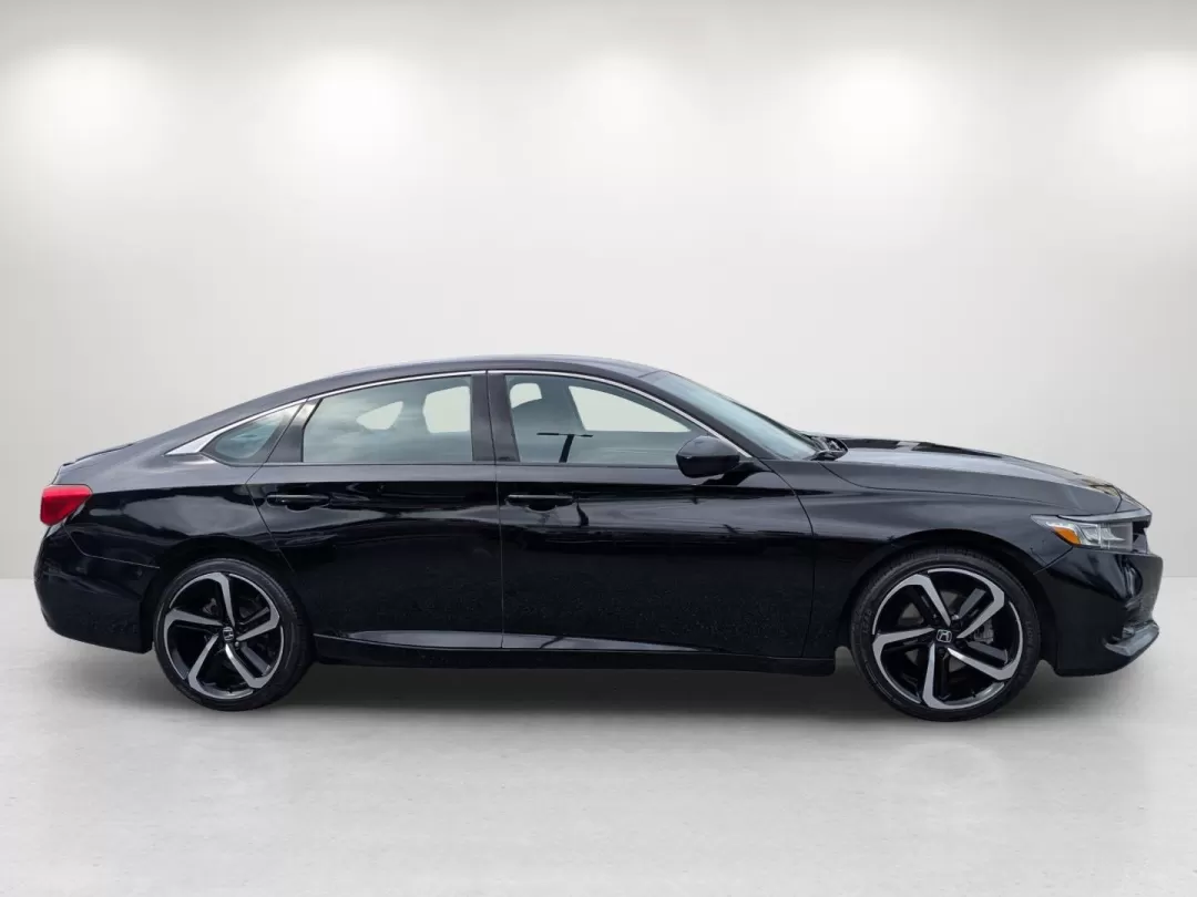 2022 Honda Accord Sedan Sport SE (1HGCV1F44NA) with an Other engine, located at 3959 U.S. 80 W, Phenix City, AL, 36870, (334) 297-4885, 32.469296, -85.135185 - Upgrade your commuting experience and embrace the road with this stylish 2022 Honda Accord Sedan, available now at Gils Auto in Phenix City, AL. Positioned perfectly for those looking for reliability and versatility, this vehicle is not just a car; it's a lifestyle choice. Whether you're gearing up - Photo#3