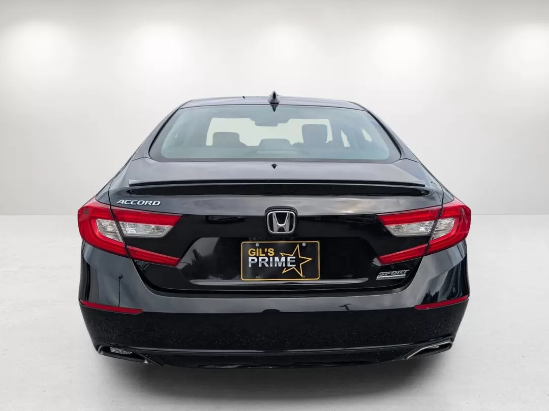 2022 Honda Accord Sedan Sport SE (1HGCV1F44NA) with an Other engine, located at 3959 U.S. 80 W, Phenix City, AL, 36870, (334) 297-4885, 32.469296, -85.135185 - Upgrade your commuting experience and embrace the road with this stylish 2022 Honda Accord Sedan, available now at Gils Auto in Phenix City, AL. Positioned perfectly for those looking for reliability and versatility, this vehicle is not just a car; it's a lifestyle choice. Whether you're gearing up - Photo#5