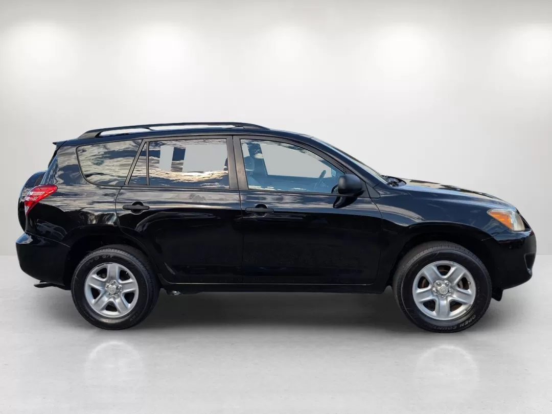 2009 Toyota RAV4 (JTMZF33V695) with an Other engine, located at 521 Old Farm Lane Rd, Prattville, AL, 36066, (334) 325-1505, 32.482460, -86.416367 - **Hit the Road with Confidence: Your 2009 Toyota RAV4 Awaits at Gils Auto!**<br /> <br /> Are you ready to upgrade your lifestyle with a dependable SUV that's perfect for weekend adventures, family road trips, or simply running errands around Phenix City? Look no further than this stylish 2009 Toyot - Photo#3