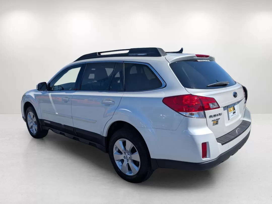 2012 /Warm Ivory Subaru Outback 2.5i Limited (4S4BRBKC5C3) with an Other engine, located at 804 22nd Ave, Phenix City, AL, 36870, (334) 297-1860, 32.484749, -85.024475 - **Adventure Awaits with the 2012 Subaru Outback 2.5i Limited Your Perfect Companion for Family Road Trips!**<br /> <br /> Are you ready to embark on unforgettable journeys with your family or friends? The 2012 Subaru Outback 2.5i Limited is the ideal vehicle that combines comfort, space, and versat - Photo#6